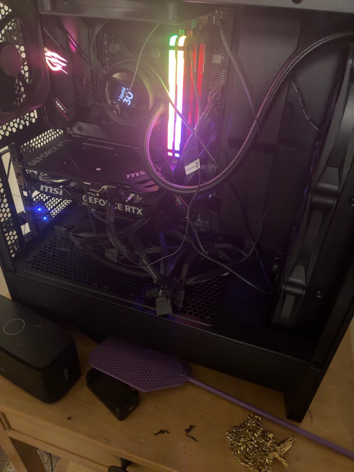 Close-up of the Vertex Systems internal showcase PC build